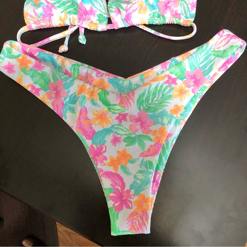 Kulani Kinis Tropical Print Bikini - Picture 4 of 11